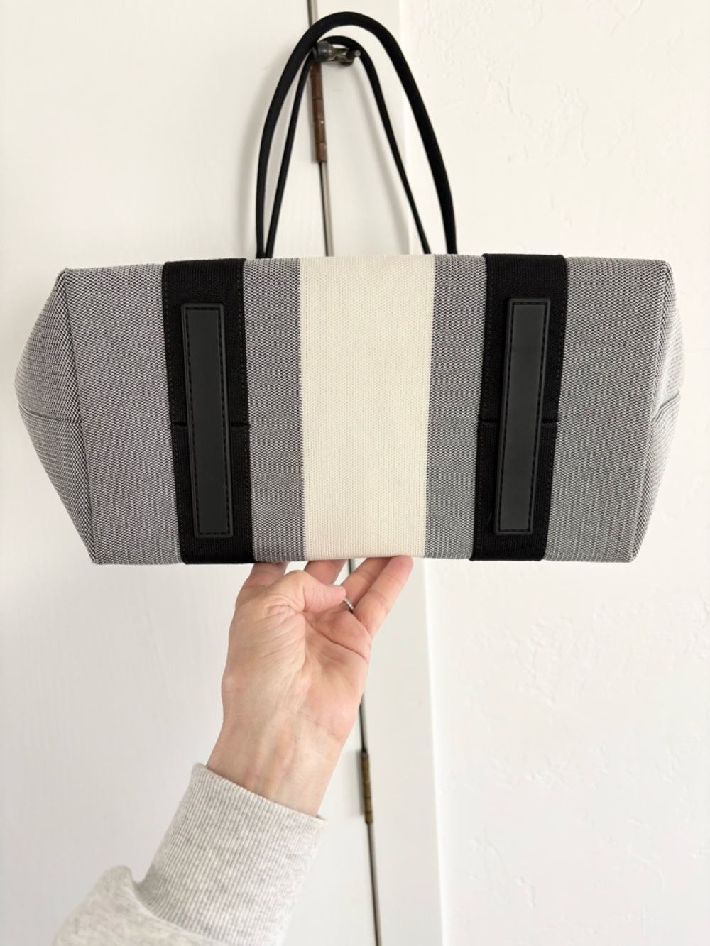 Rothy's Essential Tote in Grey Mist - Picture 10 of 16